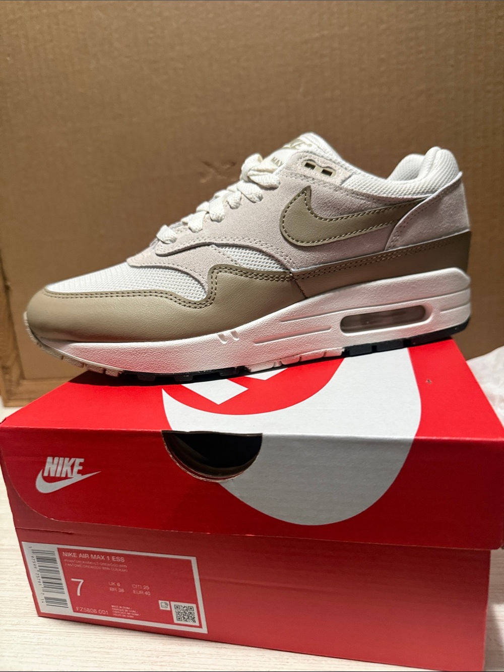 Nike Mens Air Max 1 Cream/Tan Sneakers